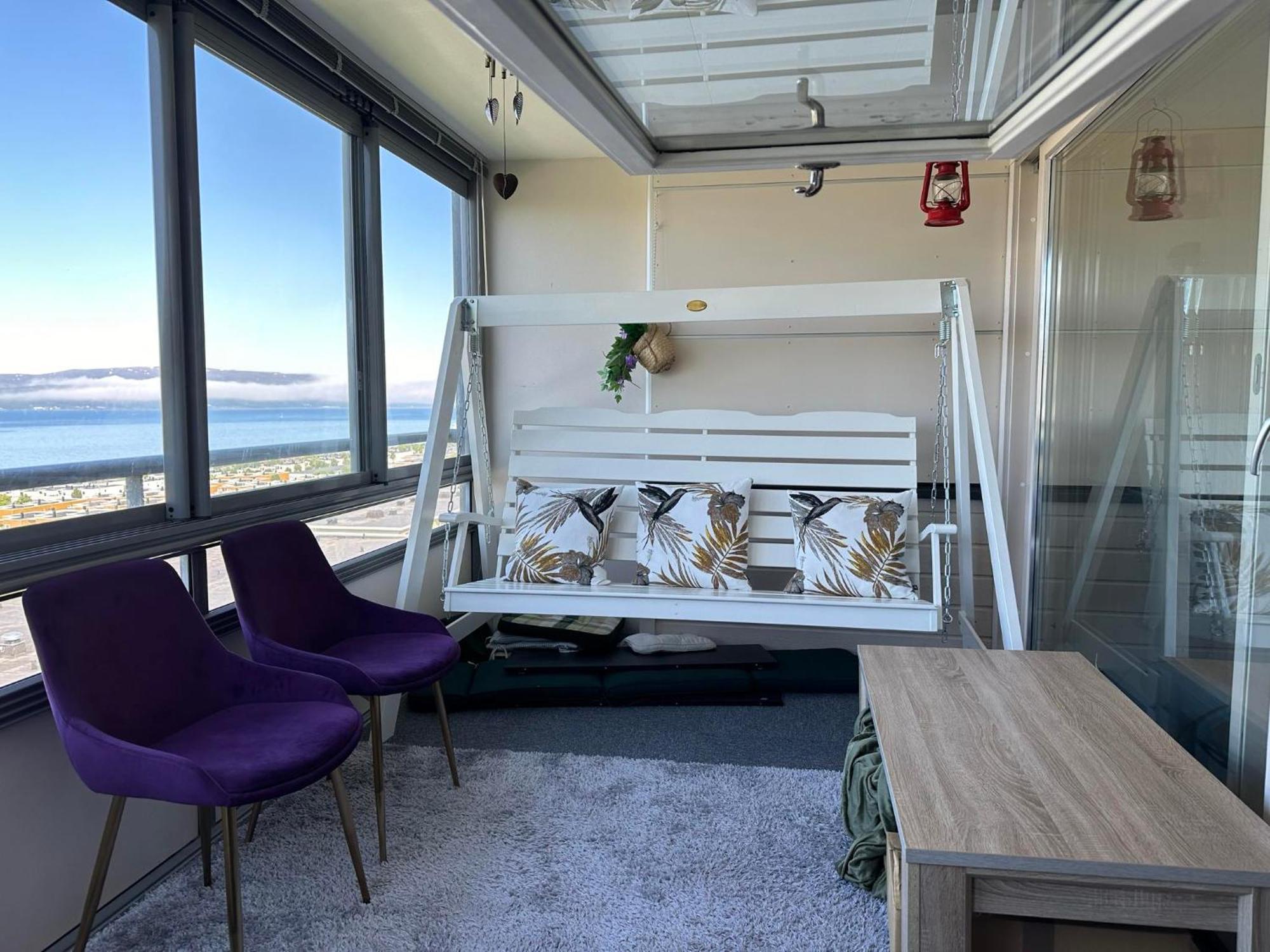Miracle Tromso, Cozy Double Bed Private Room In A Shared Apartment With Stunning Tromso Views Exteriér fotografie